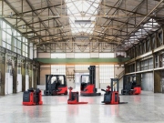 Linde MH dále doplňuje řadu lithium-iontových modelů vozíků