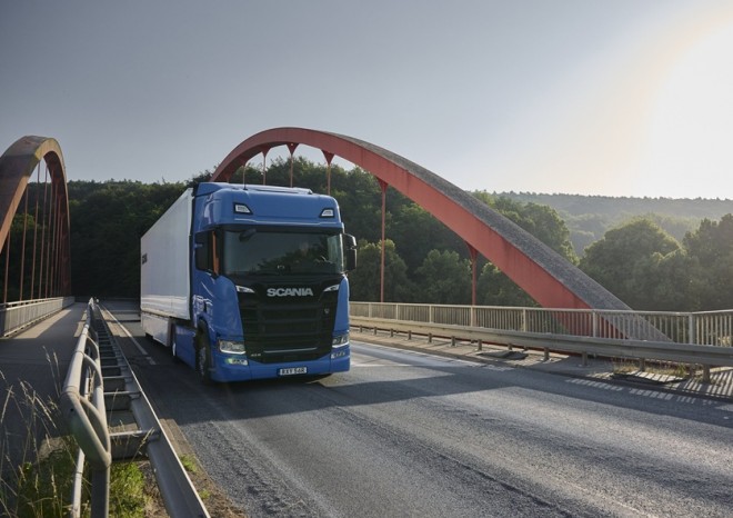 ​Vozidla Scania řady G a R získala pět hvězdiček v hodnocení Euro NCAP
