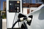 ​DKV Mobility nabízí přístup k více než milionu dobíjecích míst pro elektromobily v Evropě