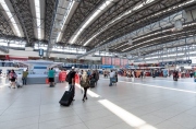 Obnovení provozu pražského letiště bude závislé na dopravcích