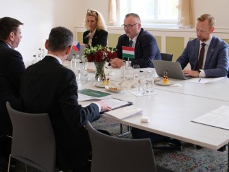 ​Česko a Maďarsko posilují spolupráci v dopravě. Prioritou jsou vysokorychlostní tratě a evropské financování