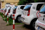 Studie: Světové příjmy ze sdílení aut a kol mohou do roku 2030 vzrůst o 40 procent.