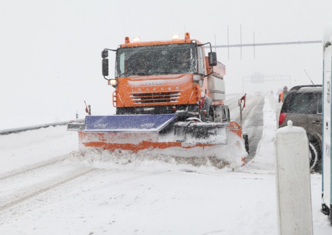 ŘSD má připraveno na zimní údržbu 200 sypačů a 648 řidičů