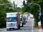 Kamionoví dopravci loni v Česku převezli 433,7 milionu tun nákladu, nejméně od 2016