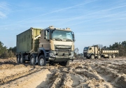 První vojenská vozidla DAF CF byla dodána belgickým ozbrojeným silám