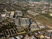 Výrobní závod Mercedes Benz v Düsseldorfu oslavil jubileum