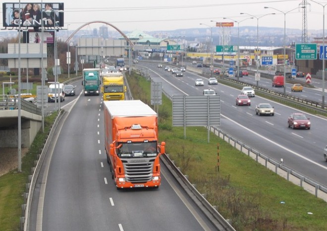 ČESMAD Bohemia: Odklady plateb dopravcům pomáhají, ale bez přímé finanční podpory se firmy neobejdou