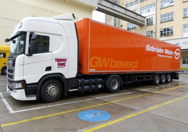 Gebrüder Weiss jezdí pro Henkel s CNG kamionem