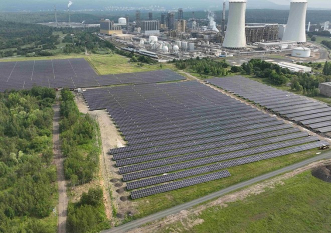 ​ČEZ: Fotovoltaické elektrárny letos zvedly výrobu o 32,5 procenta