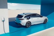 Peugeot 308 a 308 SW nově v elektrické verzi