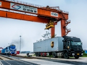 UPS bude přepravovat kusové zásilky z Číny po železnici