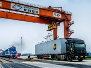 UPS bude přepravovat kusové zásilky z Číny po železnici