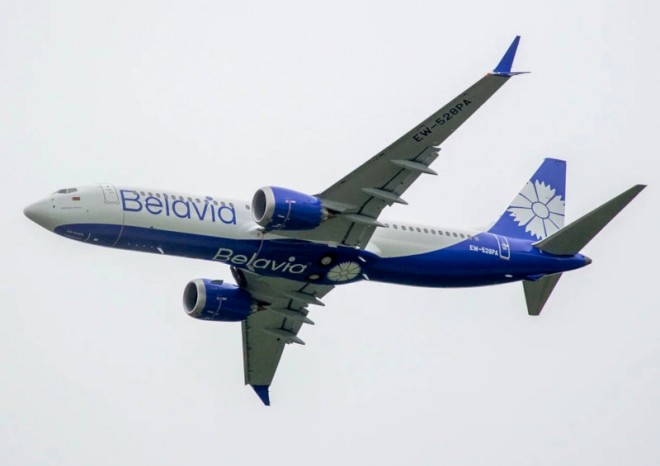 Státy EU jednají o sankcích proti běloruským aerolinkám přivážejícím migranty