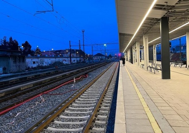 ​Cestující se v roce 2022 dočkají plně zmodernizované trati mezi Smíchovem a Černošicemi