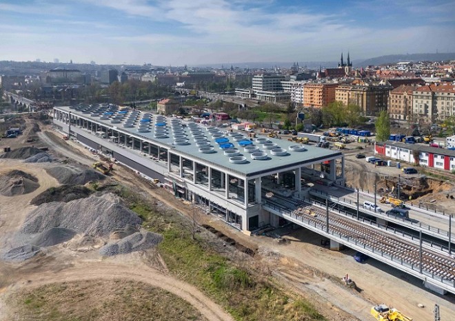 ​Nádraží v Bubnech i zastávka na Výstavišti jsou těsně před dokončením