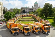 Společnost DAF Trucks dodala do Bělehradu 44 vozidel pro úklid města