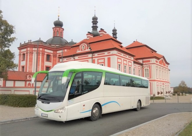 Iniciativa Za autobusy: Drtivé většině zájezdových dopravců hrozí krach