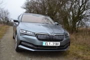 Test Škoda Superb iV Laurin & Klement – nenápadný půvab manažerského luxusu