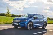 Škoda Enyaq iV získala ocenění „Nejoblíbenější auto roku 2022 ve Švýcarsku“