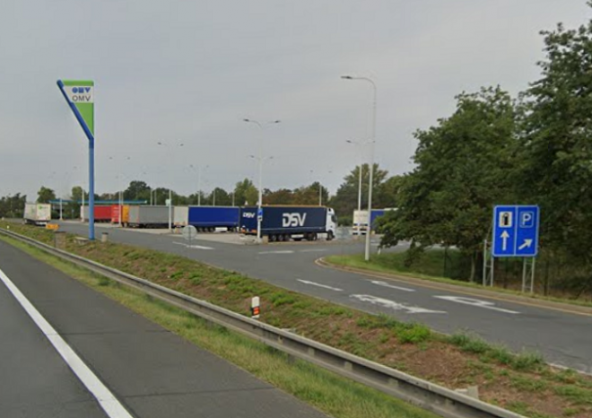 ​Chystá se oprava dálnice D11 mezi Poděbrady a Sadskou