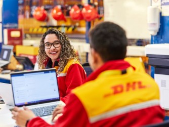 ​DHL Supply Chain zrychluje s platformou SOFTBOT od společnosti SVT Robotics nasazování automatizace