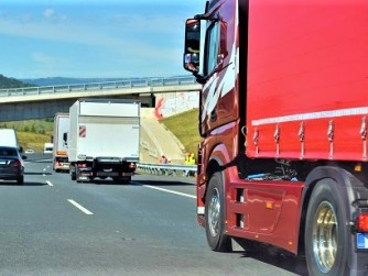 ​IRU: Zákon EU o akceleraci průmyslové dekarbonizace musí vést k posílení páteře dopravy