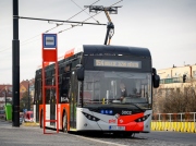 Pražský dopravní podnik zahájil provoz elektrobusu na linkách 213, 154 a 124