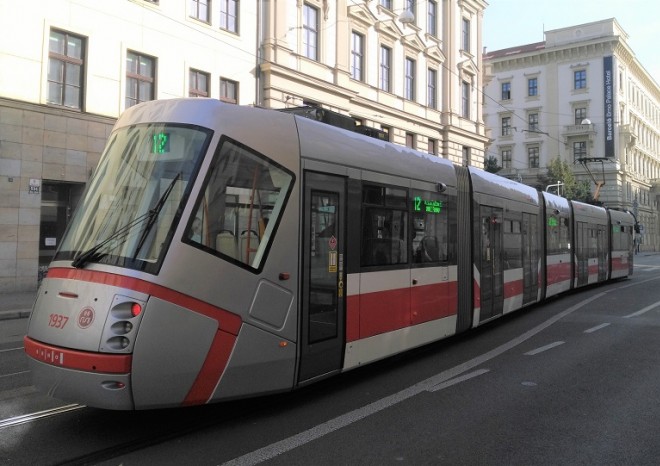 ​Základem cestování v Brně je MHD a vlastní auto, občas taxi