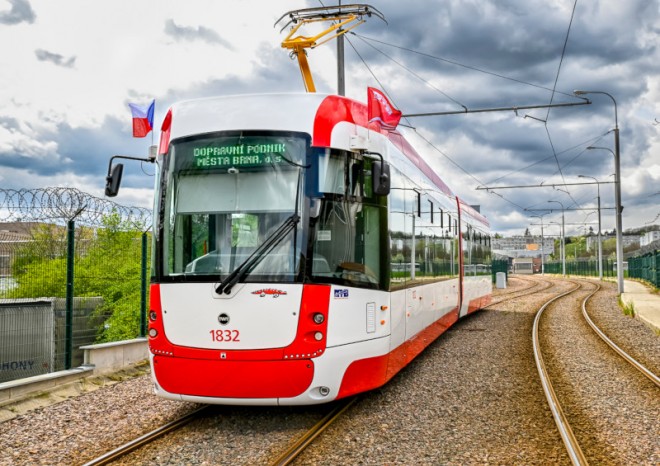 Projekt „Tramvaj pro Brno“ je za polovinou, po městě už jezdí 21 nových Draků