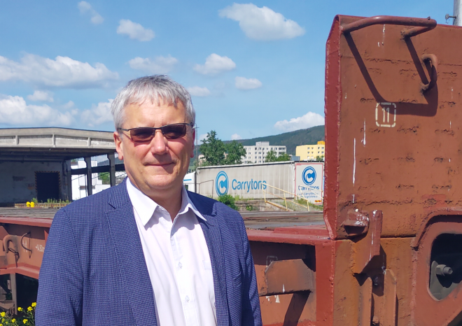 ​Ing. Oldřich Sládek, výkonný ředitel ŽESNAD.CZ,  pro DN: Přístup státu k železniční ekologické dopravě je velmi diskutabilní