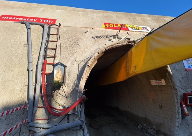 ​ŘSD: Ražba průzkumné štoly pro tunel Kamenná Vrata na středočeské D3 pokročila