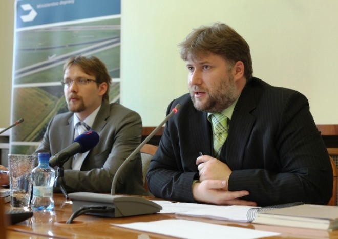 Transformace ŘSD na státní podnik přinese úspory a další stabilizaci
resortu