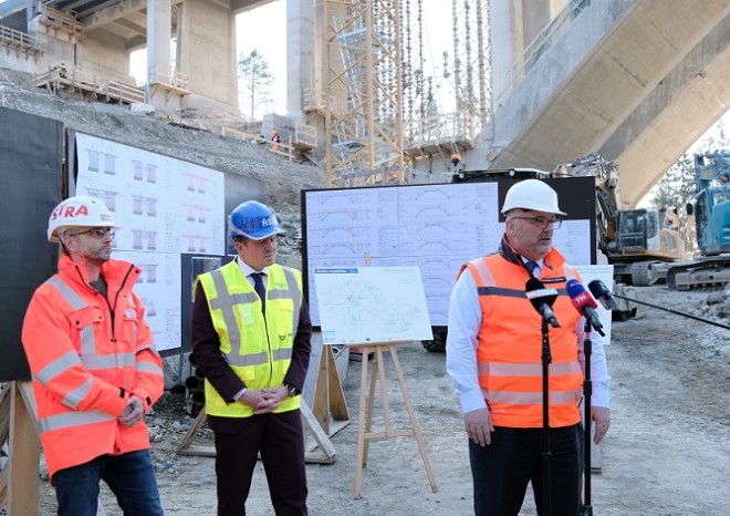 ​ŘSD: Na D1 v Praze stoupl za pět let provoz o třetinu, denně tam projede přes 100 000 aut