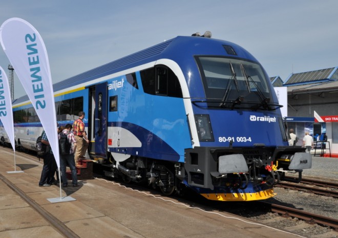 Největším lákadlem drážního veletrhu byl Railjet