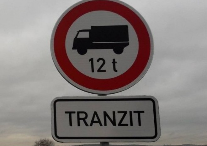 V Říčanech opět platí zákaz průjezdu kamionů