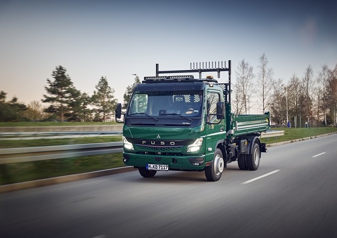 ​Značka FUSO na veletrhu bauma 2025 představila další varianty FUSO eCanter