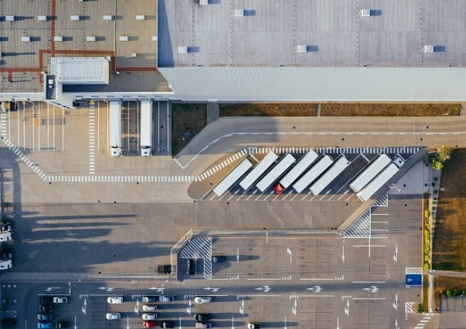 ​Růst trhu průmyslových nemovitostí zpomalil, levnější zahraniční konkurence tlačí české ceny dolů