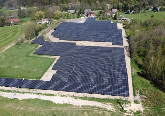 ​Fotovoltaické elektrárny ČEZ vyrobily v 1. čtvrtletí o 42 procent více energie