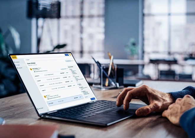 ​DACHSER Platform umožňuje řízení zásilek od poptávky až po fakturaci a sledování po celém světě