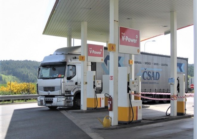 ​Rekordní ceny nafty ohrožují dopravce, rostoucí náklady nejsou schopni pokrýt