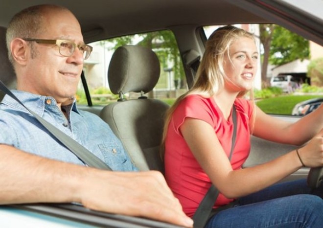 ​MD: Zájem o řízení od 17 let roste, řidičák získalo jen za leden přes 2000 sedmnáctiletých