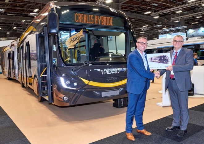 TADAO převzala klíče od pětistého autobusu Crealis