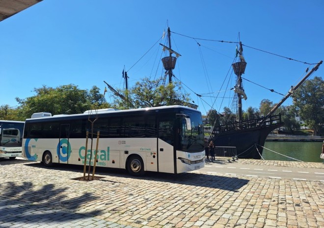 ​Empresa Casal modernizuje fleet park o 17 nových vozů IVECO Bus pro metropolitní oblast Sevilly