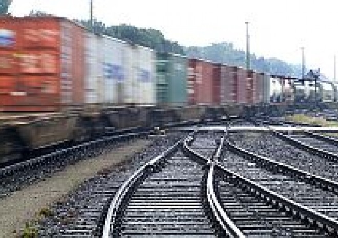 Operátoři požadují plné zpoplatnění silniční dopravy