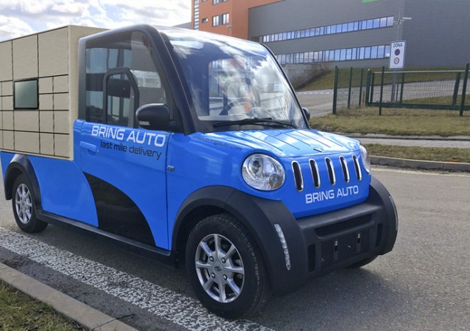 Společnost BringAuto testuje rozvážkové auto, z něhož si zákazník zásilku vyzvedává sám