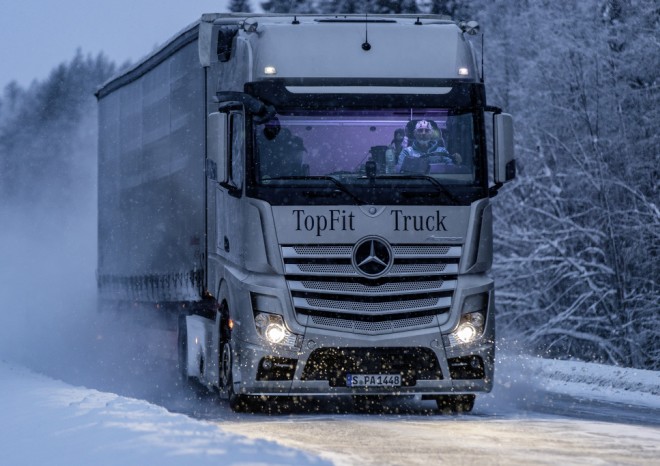 Mercedes-Benz opět jedničkou mezi nákladními automobily