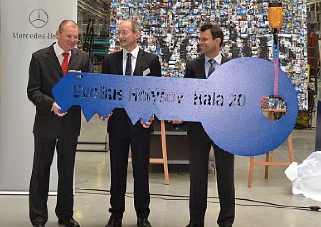 EvoBus otevřel novou výrobní halu v Holýšově