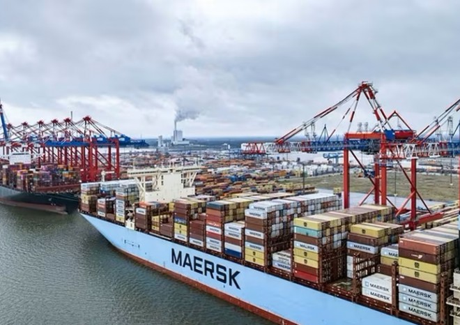 ​Maersk a Hapag-Lloyd a zahajují Gemini Cooperation, začleněno do ní bude na 340 lodí