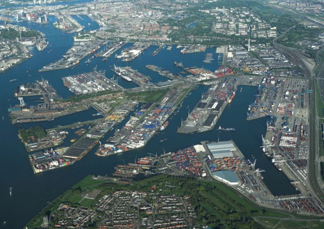 ​„Nejzelenějším“ námořním přístavem je Rotterdam