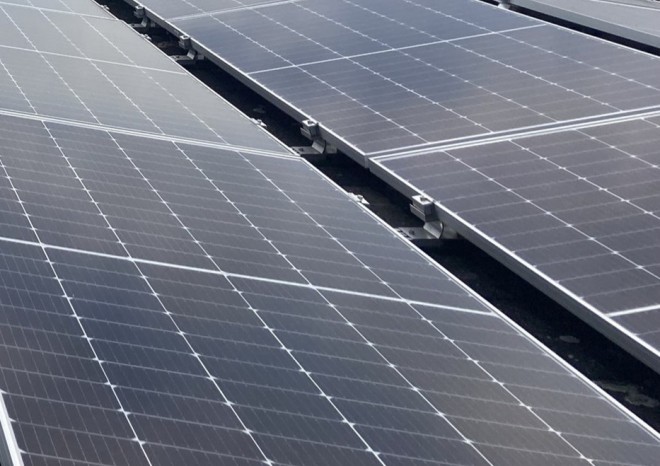 Na ČEZ Prodej se obracejí měsíčně desítky zákazníků nespolehlivých dodavatelů fotovoltaik